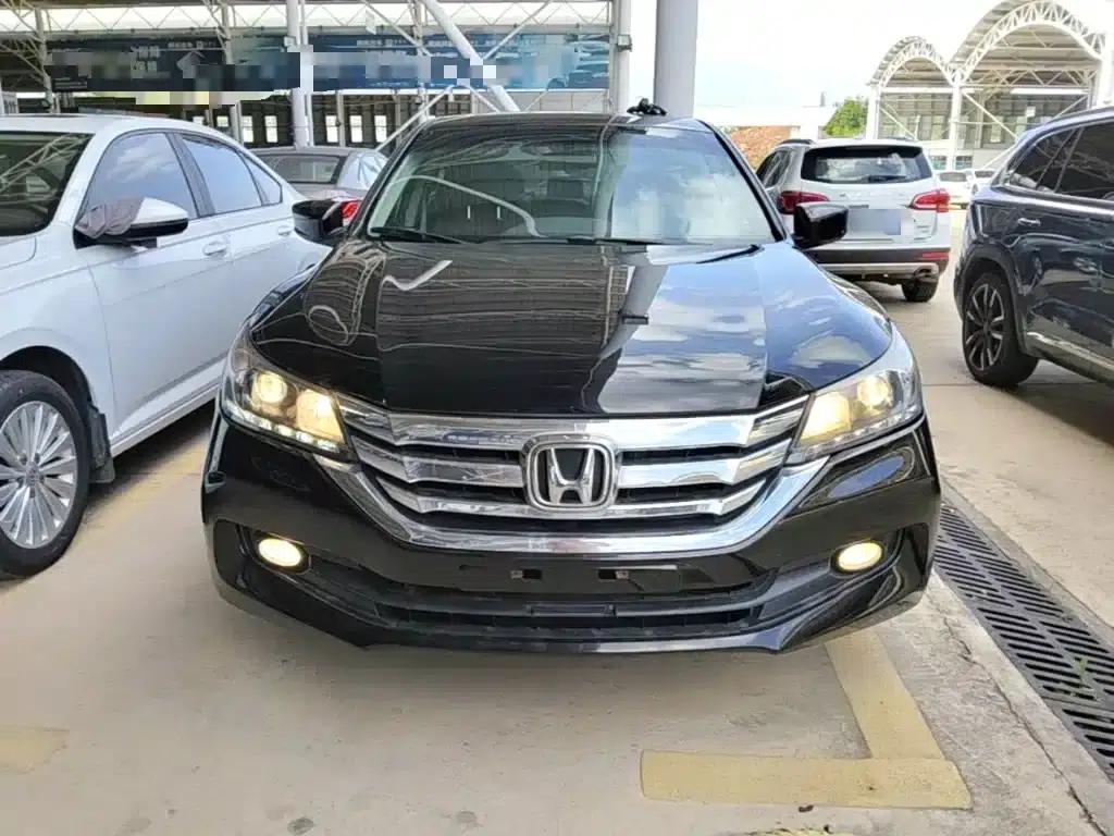 2015 Honda Accord 2.0L LX Comfort Edition — миниатюра 3