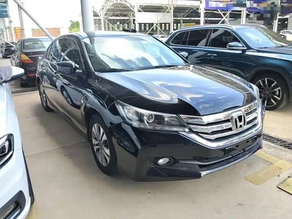 2015 Honda Accord 2.0L LX Comfort Edition — миниатюра 4