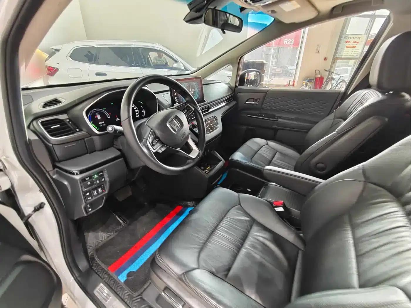 Elysion 2022 2.0L e:HEV Luxury Edition — миниатюра 9