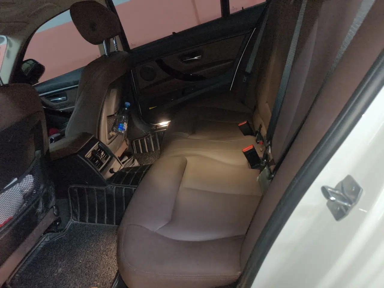 BMW 3 Series 2019 320Li M Luxury Package — миниатюра 17