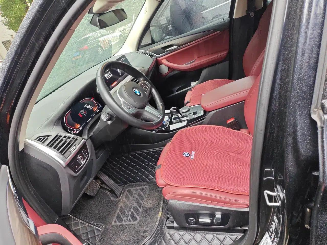 BMW X3 2023 xDrive30i Leading Model M Night Edition Package — миниатюра 15