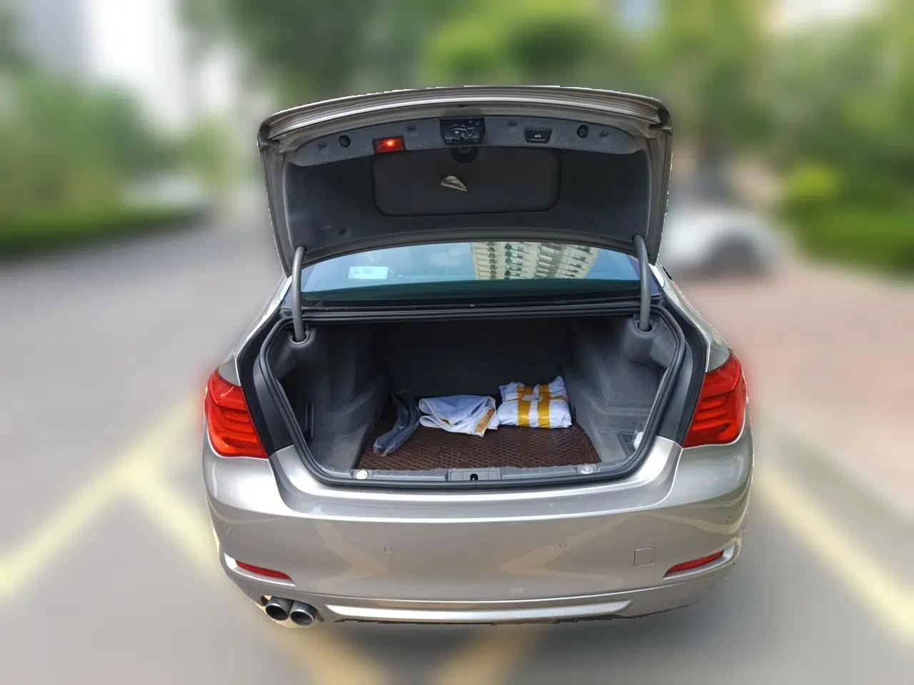 BMW 7 Series 2011 730Li Elegant Model — миниатюра 19