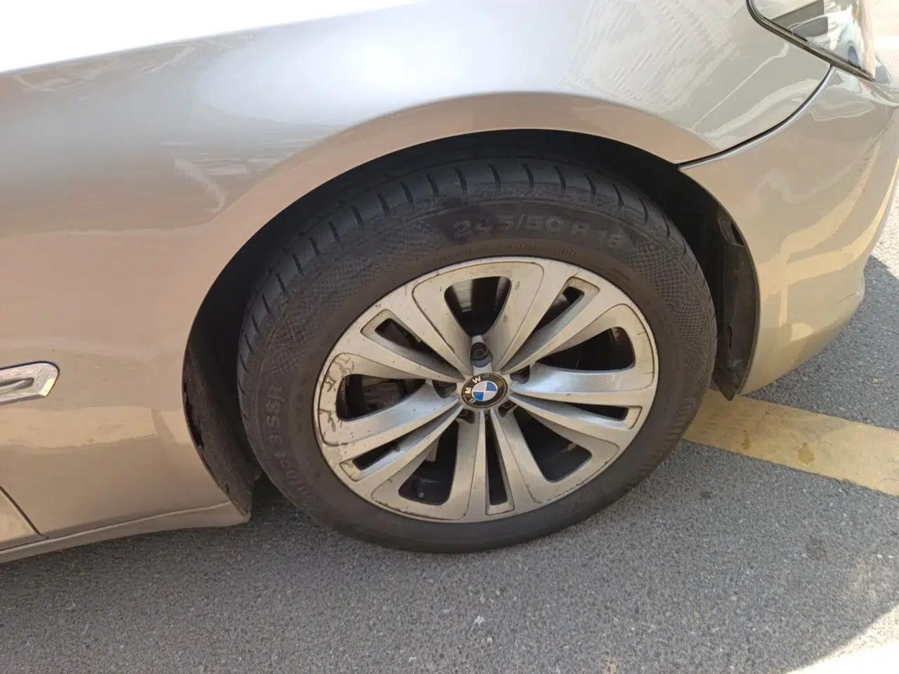 BMW 7 Series 2011 730Li Elegant Model — миниатюра 8