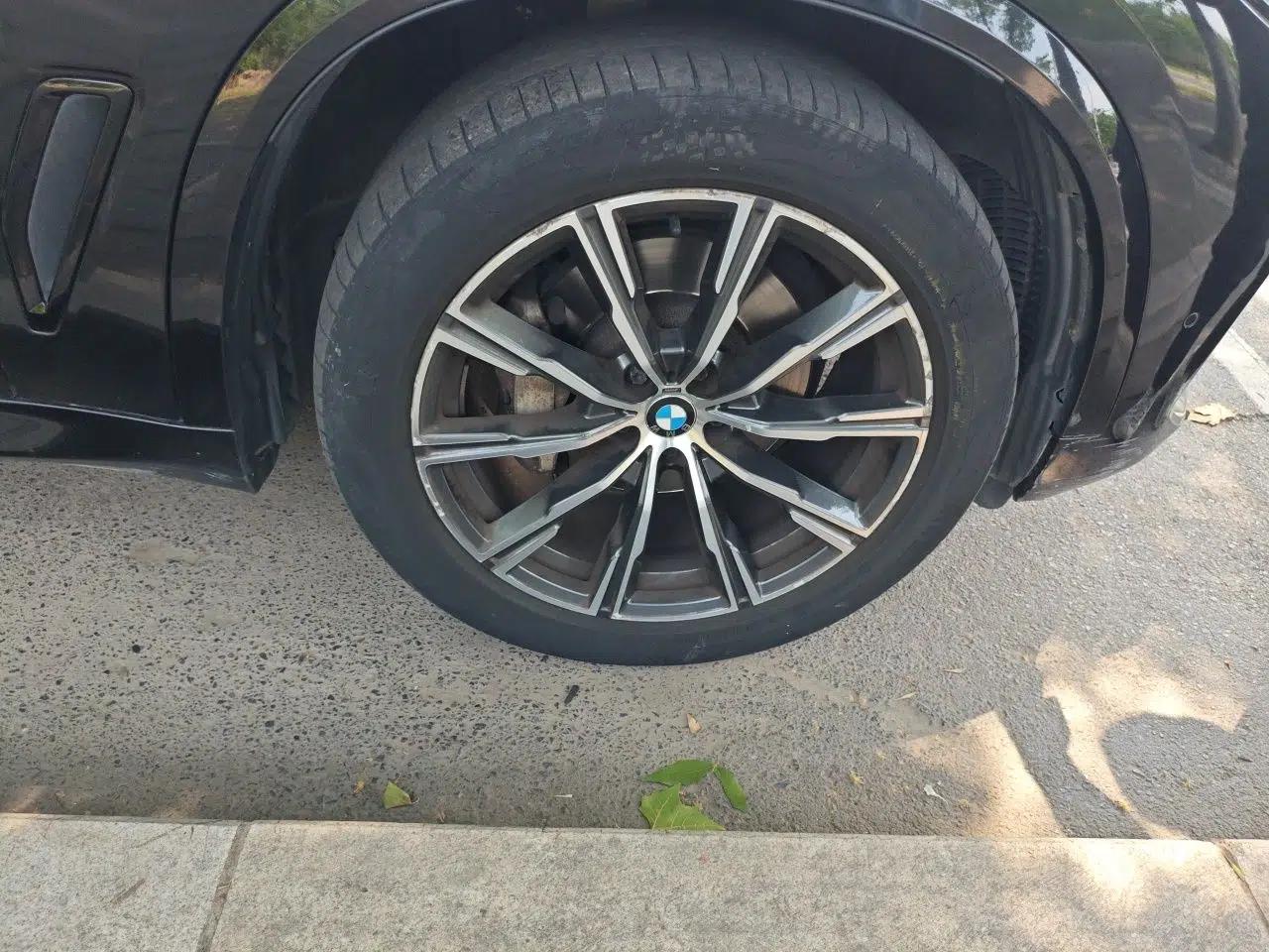 BMW X5 2019 xDrive40i M Sport Package — миниатюра 8