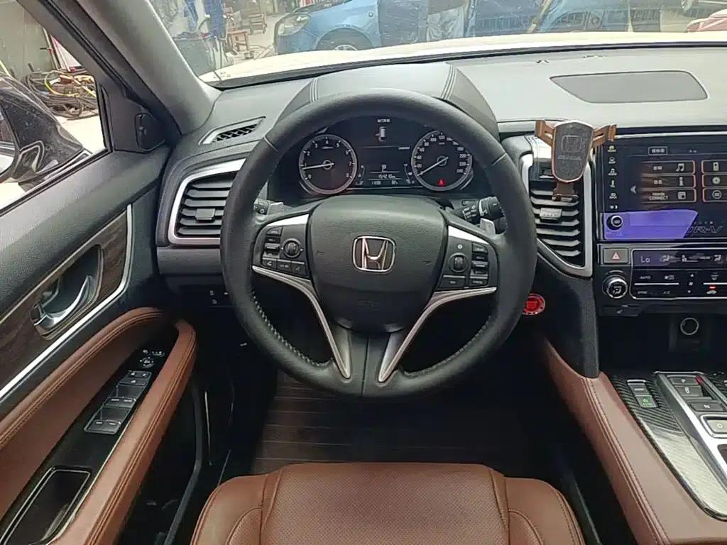 Honda UR-V 2017 370TURBO 2WD Premium Edition (National V Emission Standard) — миниатюра 11