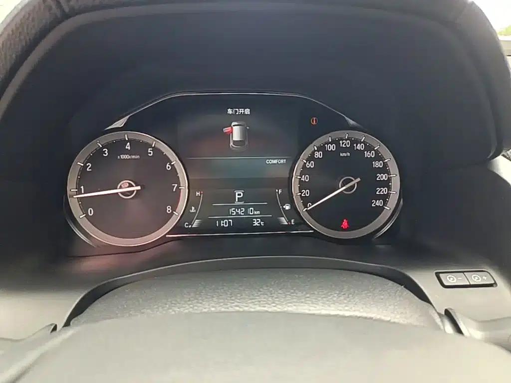 Honda UR-V 2017 370TURBO 2WD Premium Edition (National V Emission Standard) — миниатюра 12