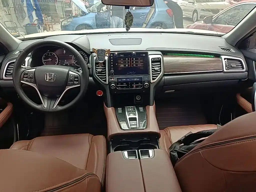 Honda UR-V 2017 370TURBO 2WD Premium Edition (National V Emission Standard) — миниатюра 10
