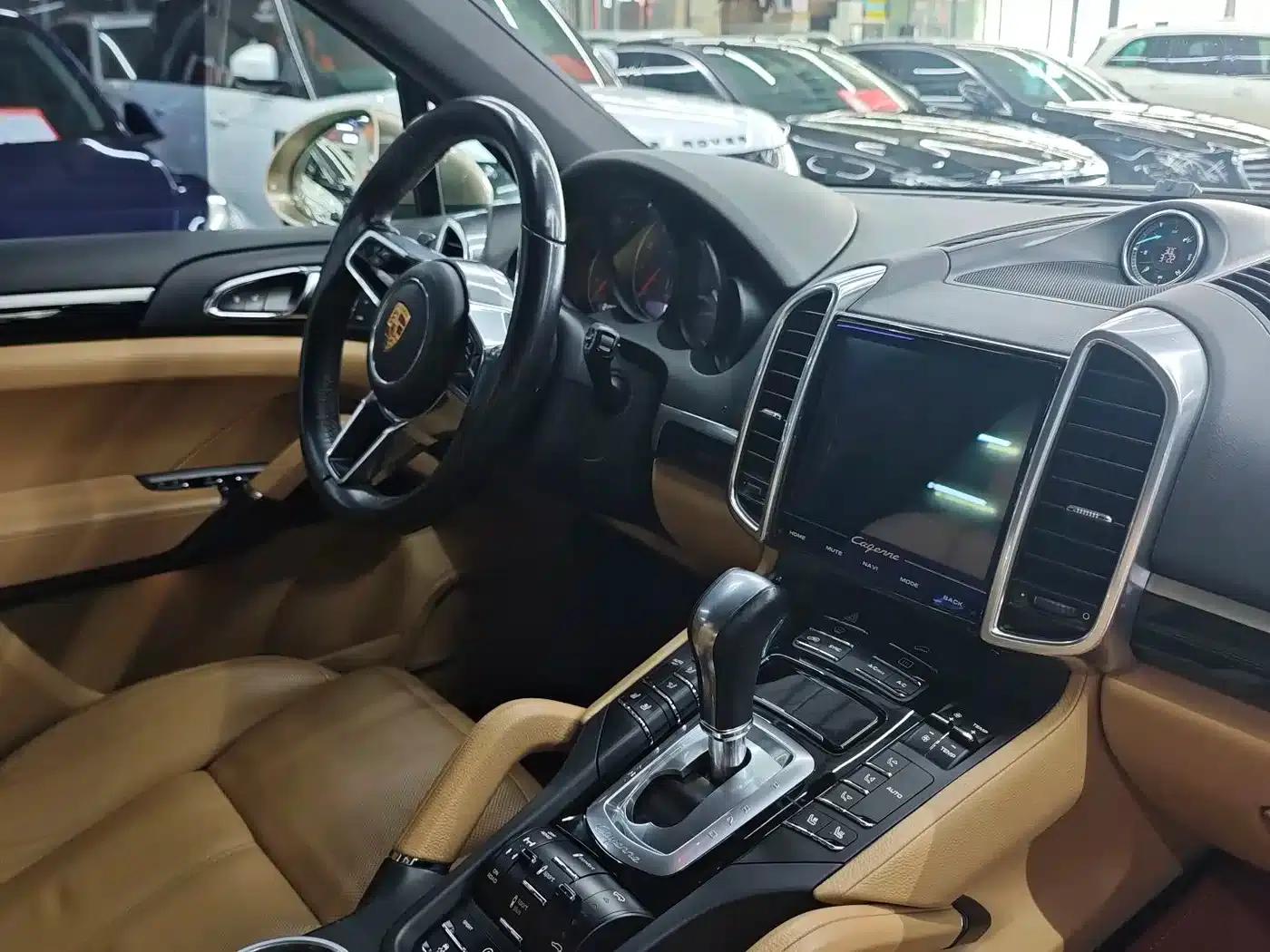 Cayenne 2015 Cayenne 3.0T — миниатюра 4