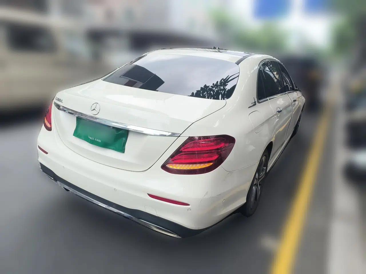 Mercedes-Benz E-Class 2016 E 200 L Sport Edition — миниатюра 6