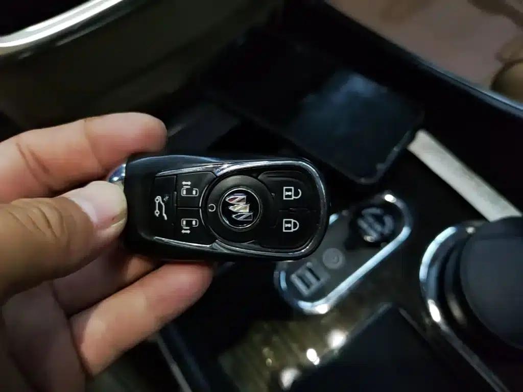 Buick GL8 2020 ES Avantgarde 653T Flagship Edition — миниатюра 9