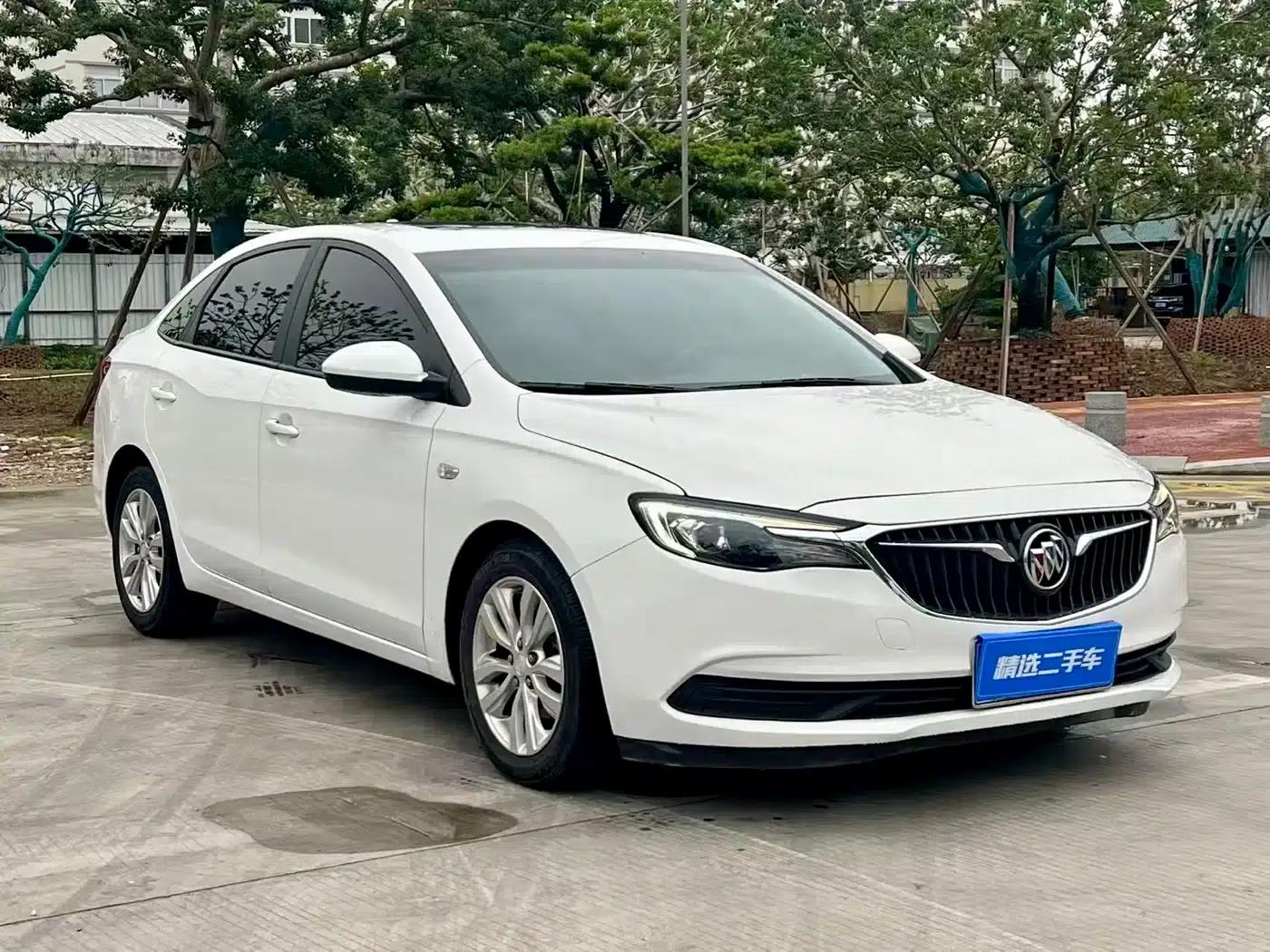 Buick Excelle 2021 Facelift Classic 1.5L Automatic Elite — миниатюра 3