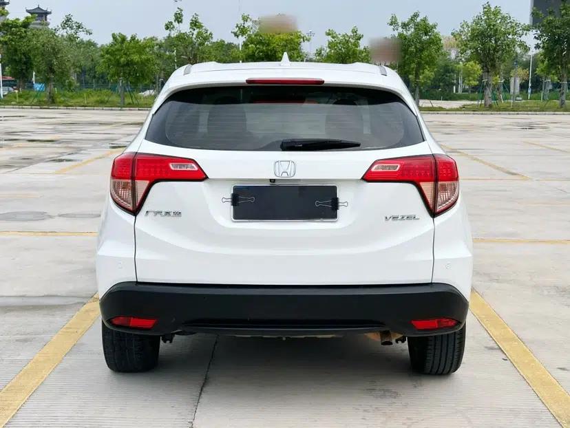 Honda Vezel 2017 1.5L CVT 2WD Comfort Model — миниатюра 5