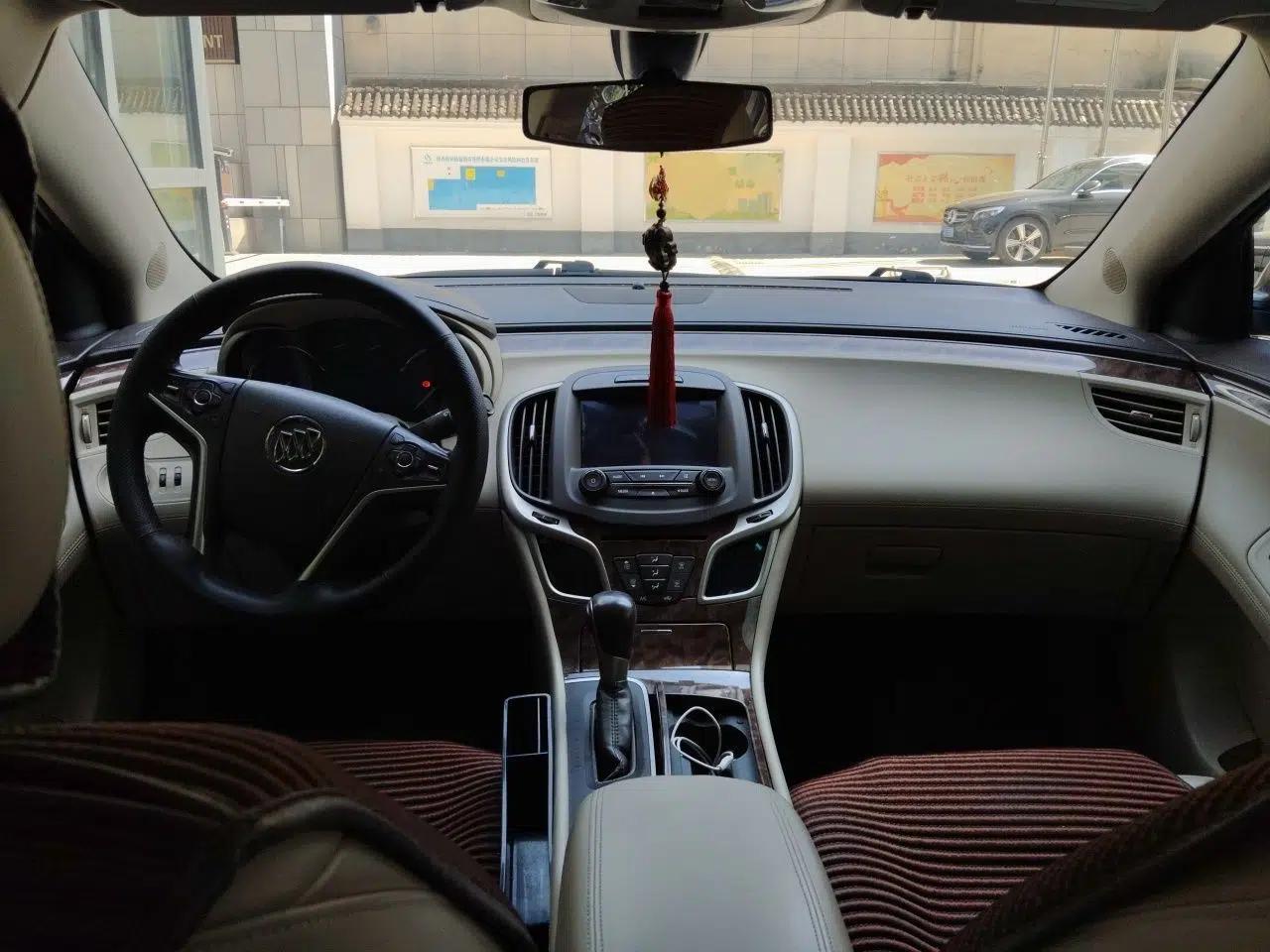 Buick LaCrosse 2013 2.4L SIDI Leading Comfort Version — миниатюра 9