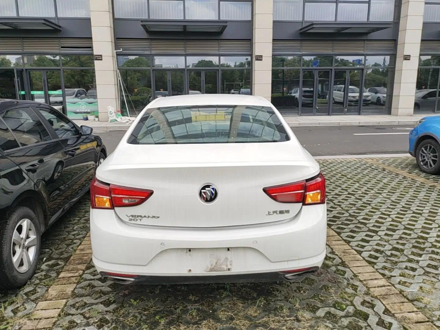 Buick Verano 2017 Sedan 20T Dual-Clutch Leading Model — миниатюра 5
