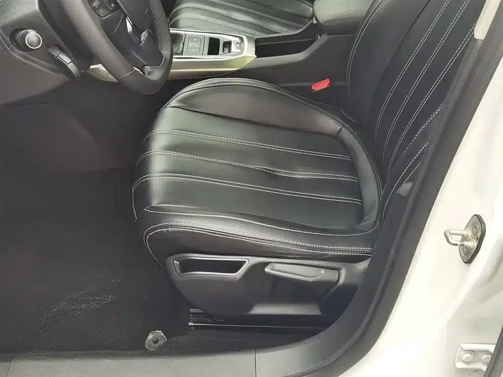 Peugeot 408 2016 1.6T Automatic Luxury Edition — миниатюра 20
