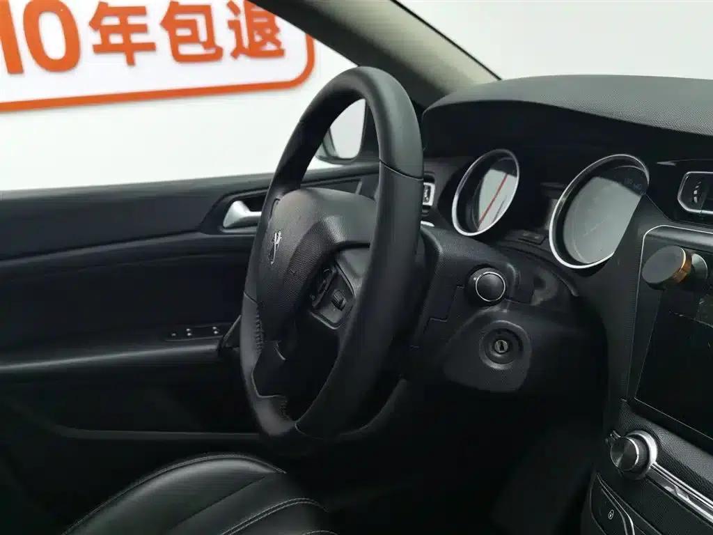 Peugeot 408 2016 1.6T Automatic Luxury Edition — миниатюра 22