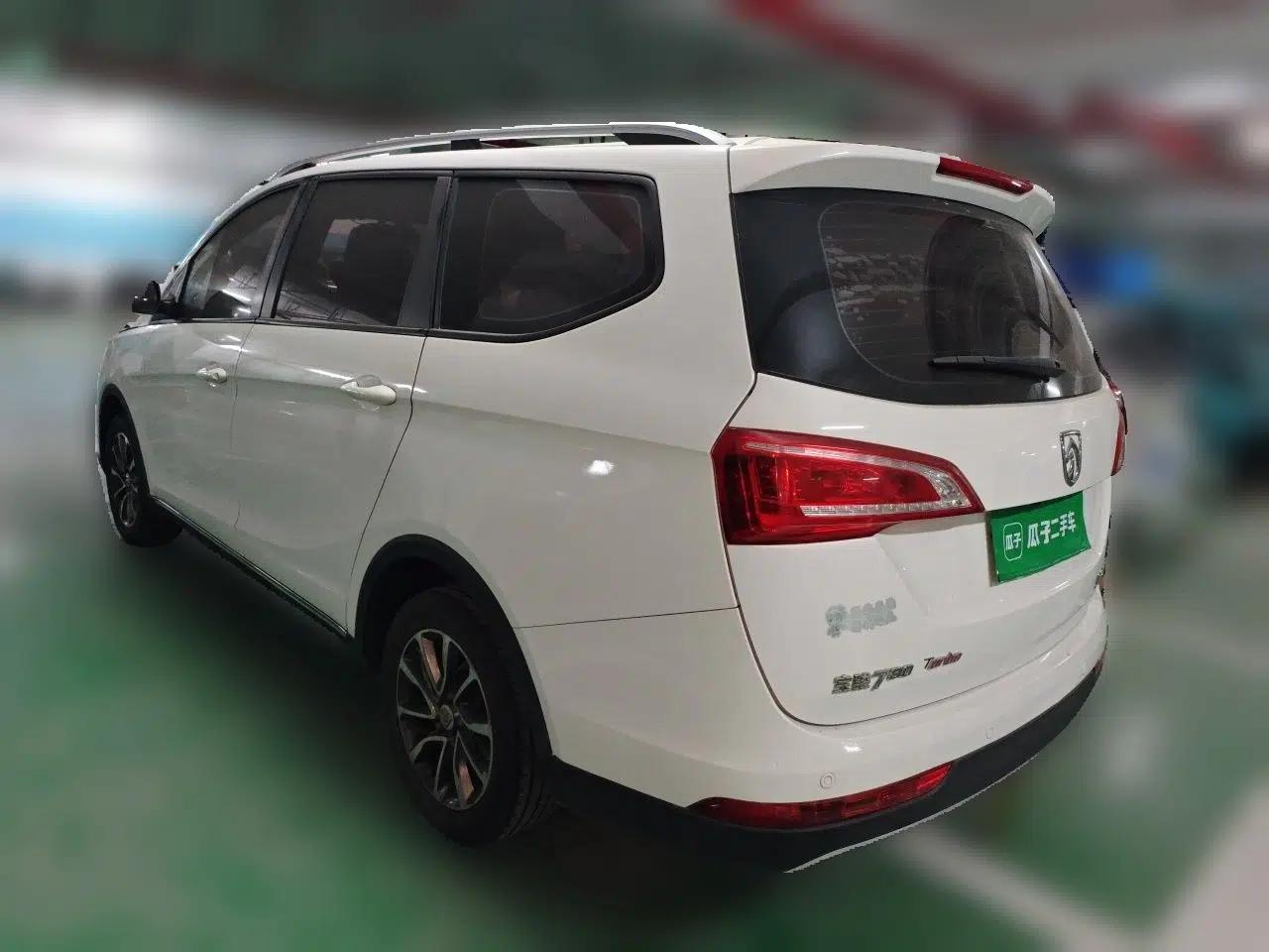 Baojun 730 2017 1.5T Manual Fashion Version 7 Seats China V Emission Standard — миниатюра 4