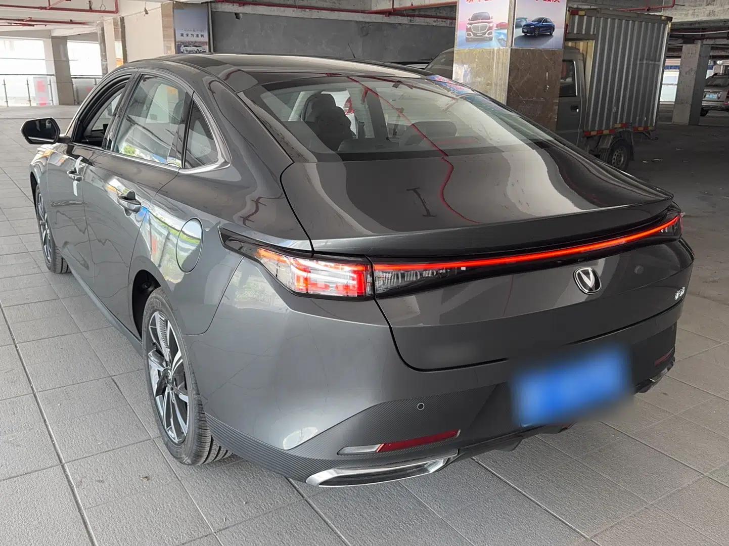 CHANGAN Eado 2025 Blue Whale 1.5T 500Bar Flagship Model — миниатюра 4