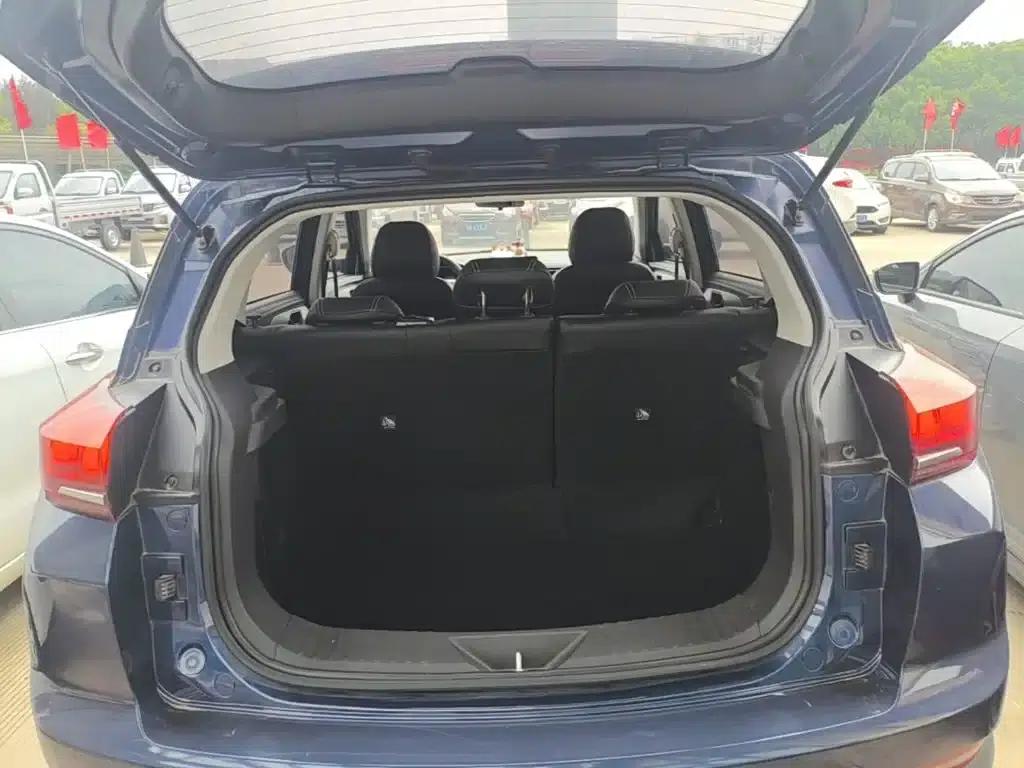 Beijing X3 2019 1.5T CVT Glory Edition — миниатюра 19