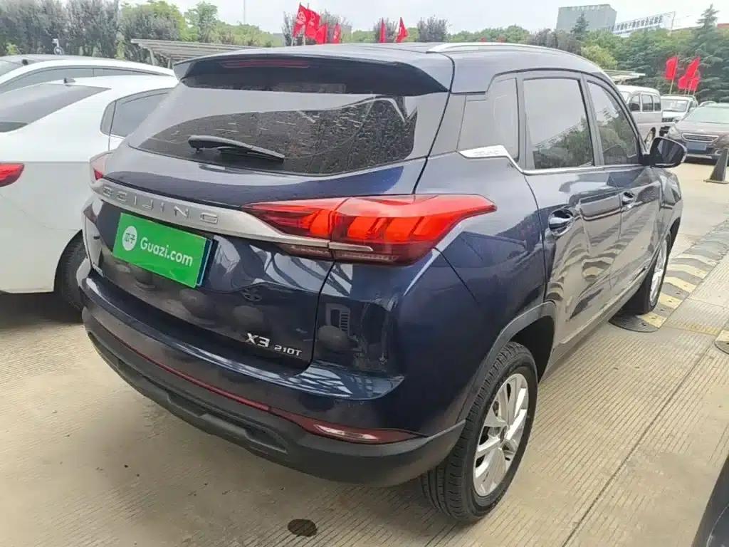 Beijing X3 2019 1.5T CVT Glory Edition — миниатюра 7