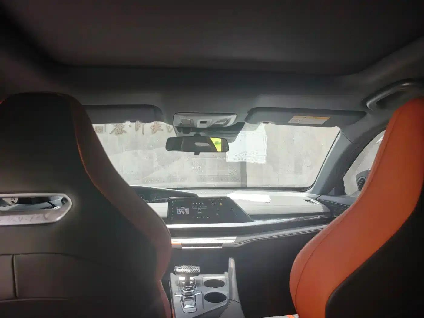 Changan UNI-V 2024 1.5T Premium Edition — миниатюра 7