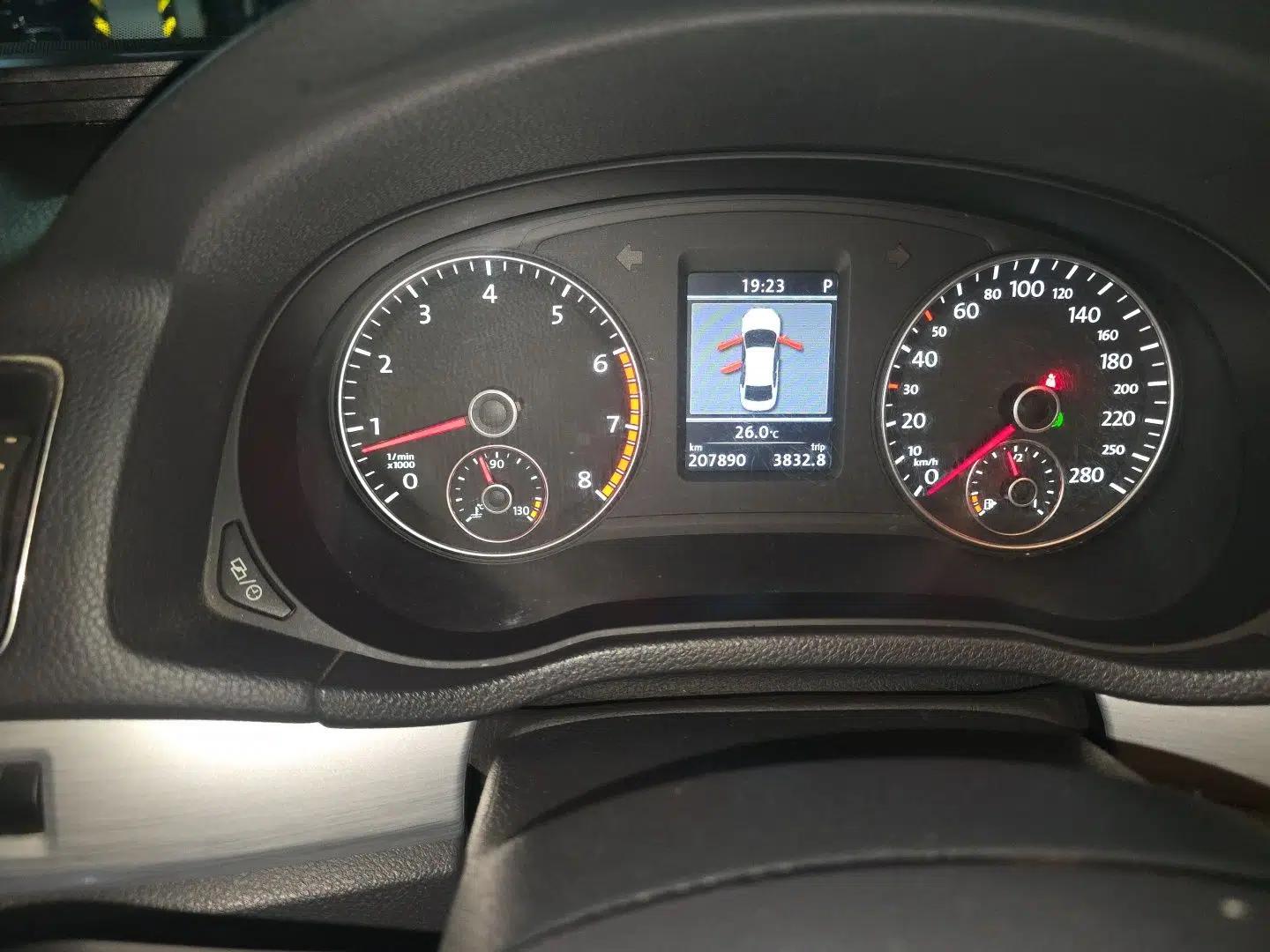 Volkswagen Passat 2014 1.8TSI DSG Prestige Edition — миниатюра 12