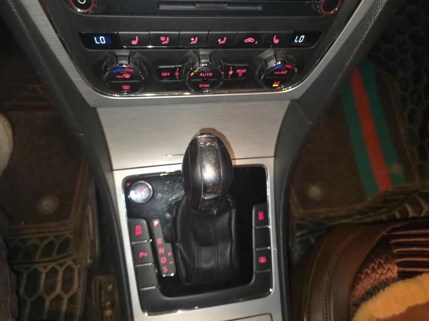 Volkswagen Passat 2014 1.8TSI DSG Prestige Edition — миниатюра 14