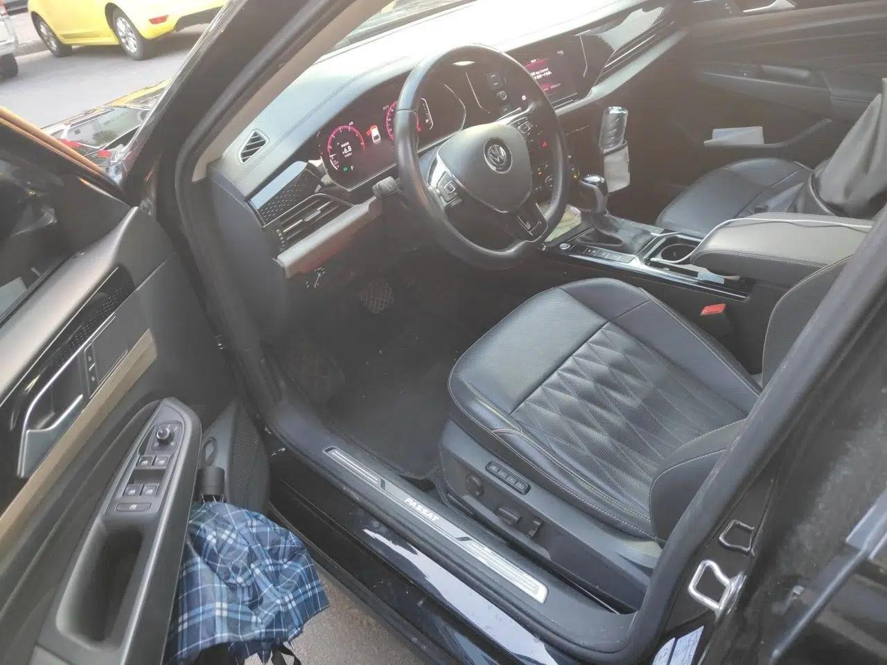 Volkswagen Passat 2019 330TSI Luxury Edition China VI Standard — миниатюра 16