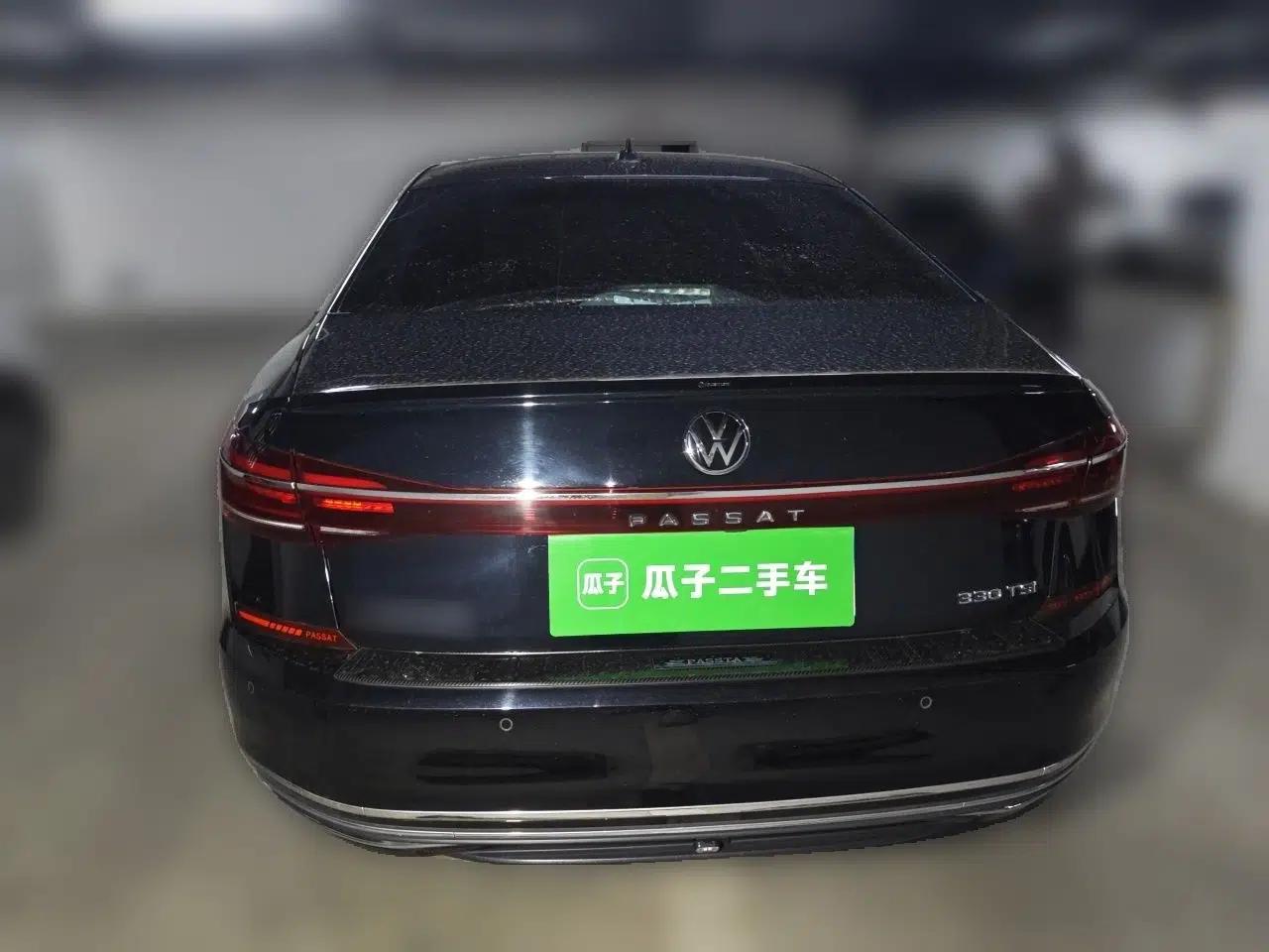 Volkswagen Passat 2023 Facelift 330TSI Luxury Edition — миниатюра 5