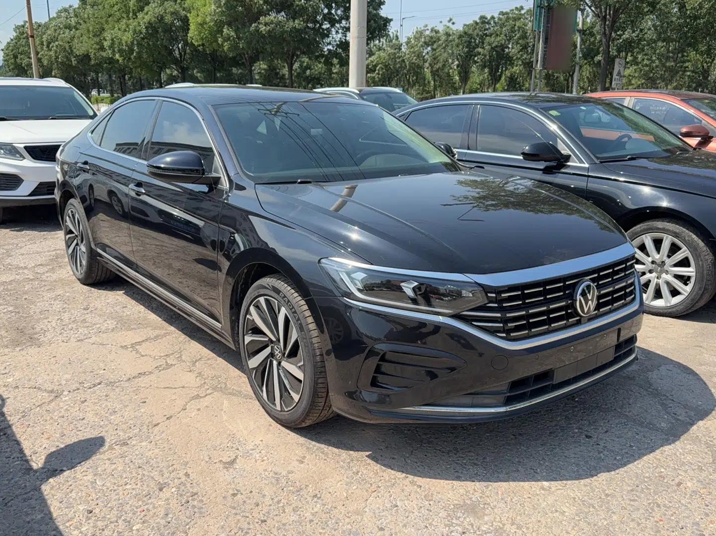 Volkswagen Passat 2022 330TSI Elite Edition Custom Version — миниатюра 3
