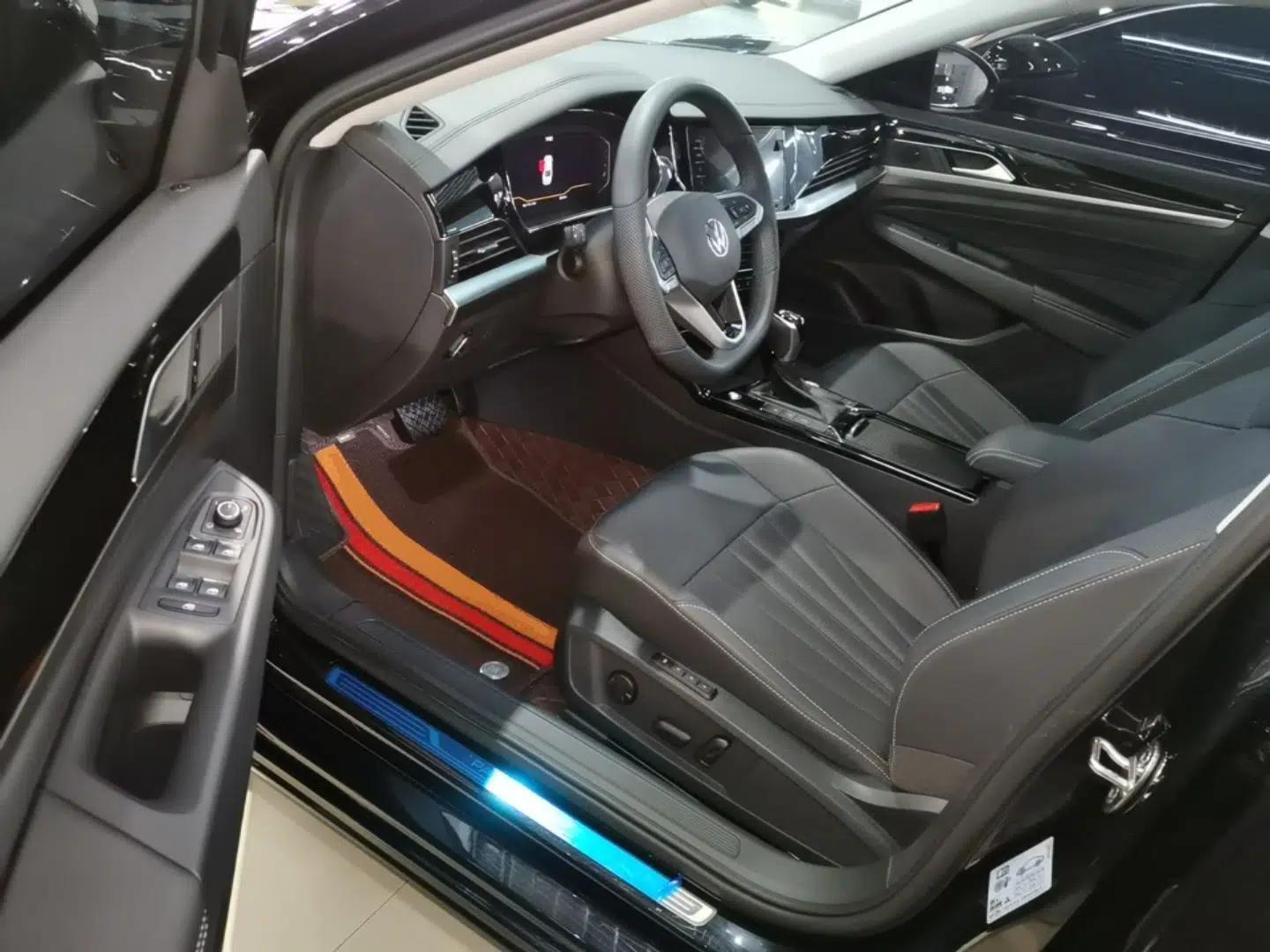 Volkswagen Passat 2025 Outstanding Model 330TSI Starry Elite Edition — миниатюра 17