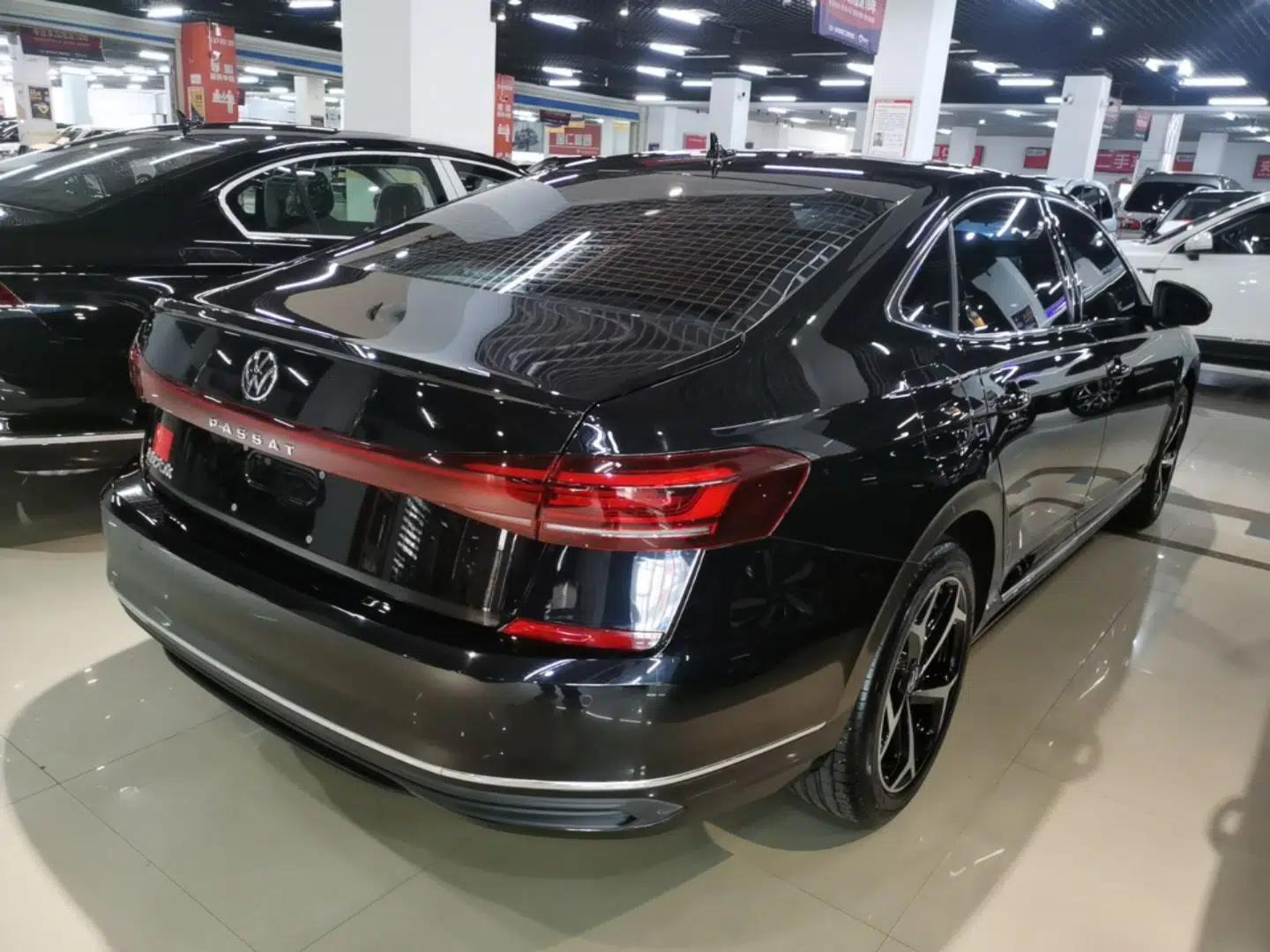 Volkswagen Passat 2025 Outstanding Model 330TSI Starry Elite Edition — миниатюра 6