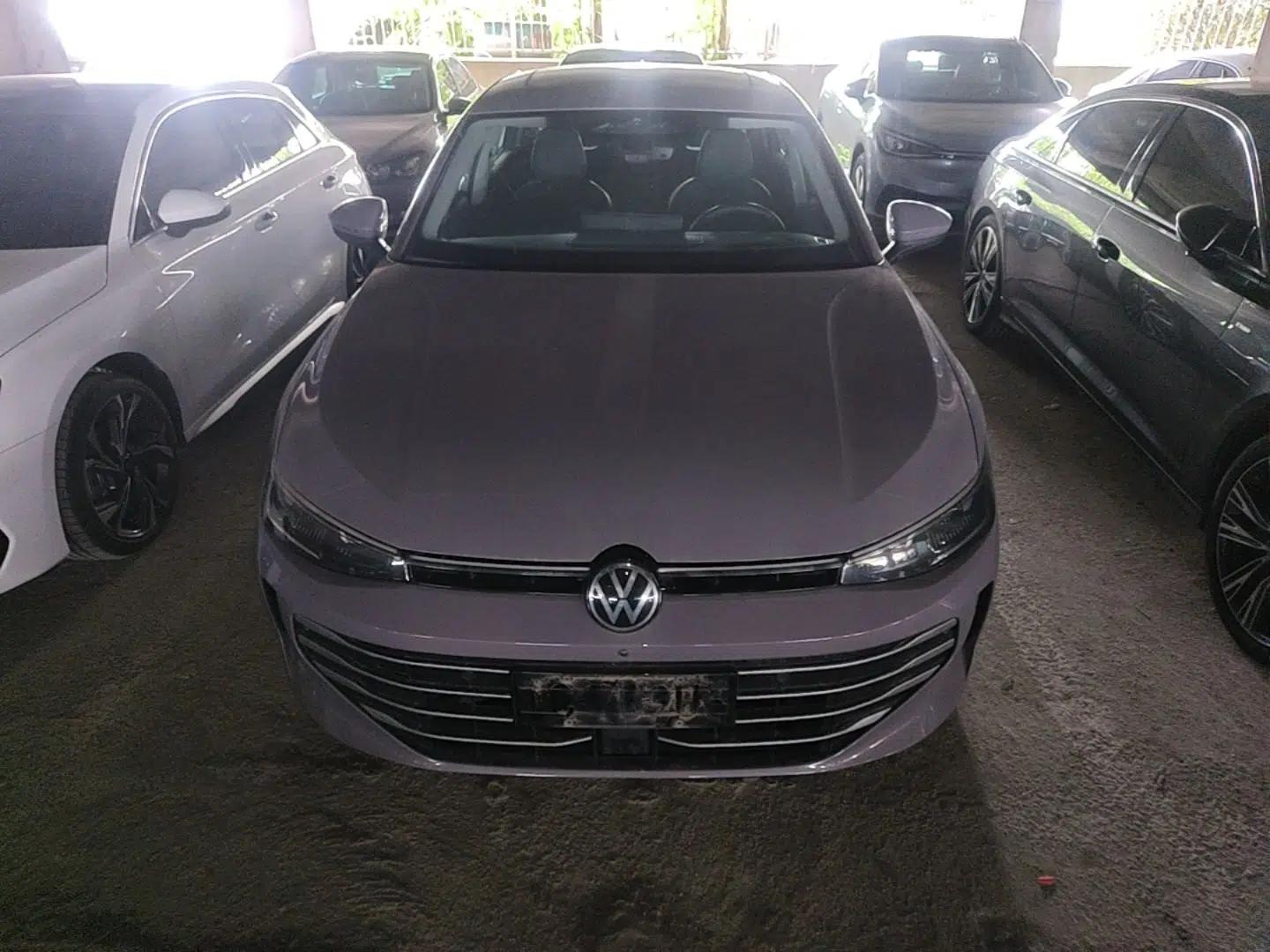 Volkswagen Passat 2025 Pro 380TSI Dragon Supreme Edition — миниатюра 2