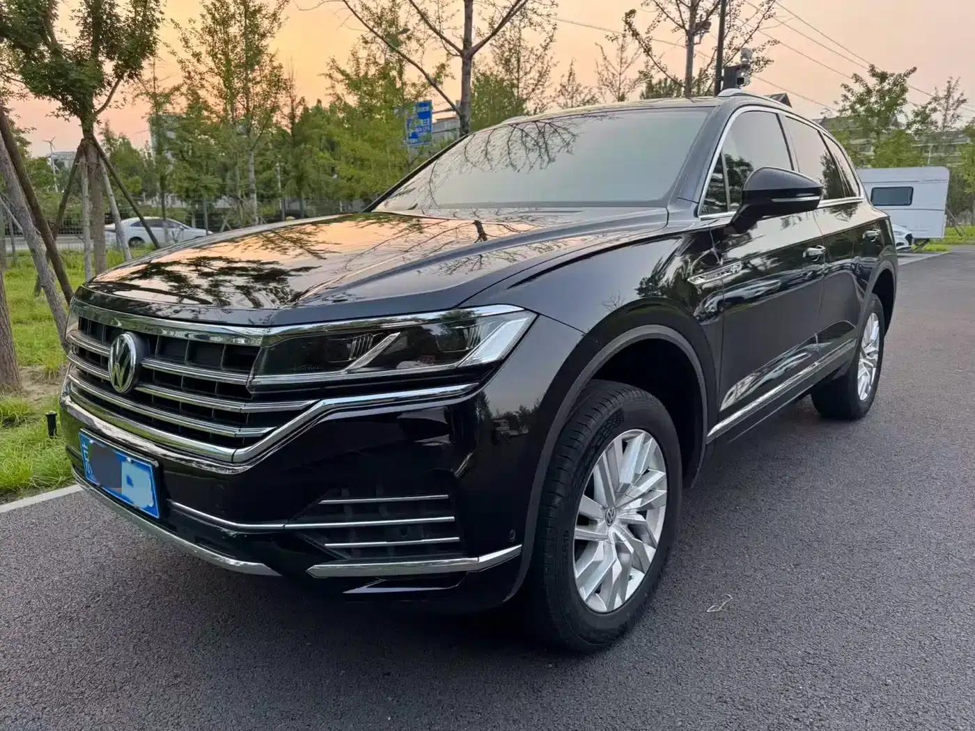 Touareg 2019 2.0TSI R-Line Edition (National V Emission Standard) — миниатюра 1
