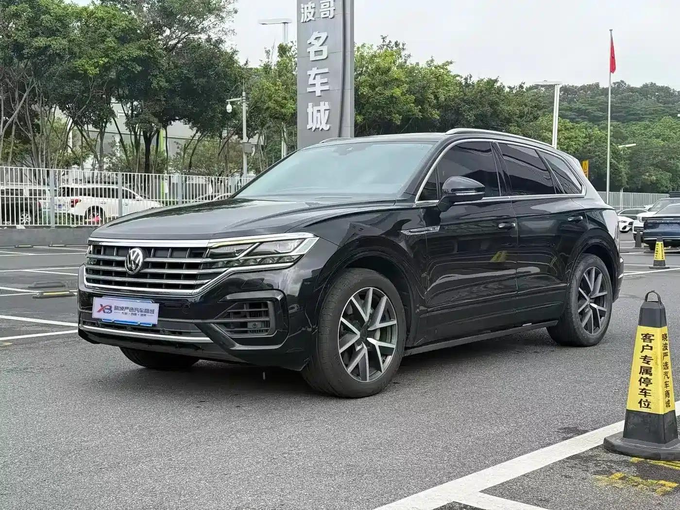 Touareg 2020 3.0TSI Premium Edition (China VI Emission Standard) — миниатюра 1