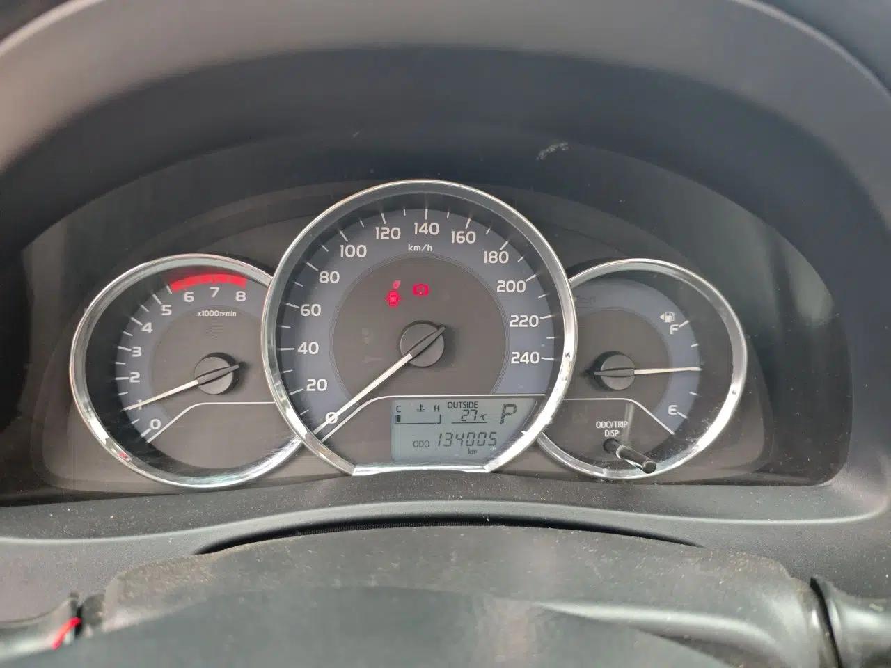 Toyota Levin 2017 Revised Version 185T CVT Elite Edition China VI Standard — миниатюра 11