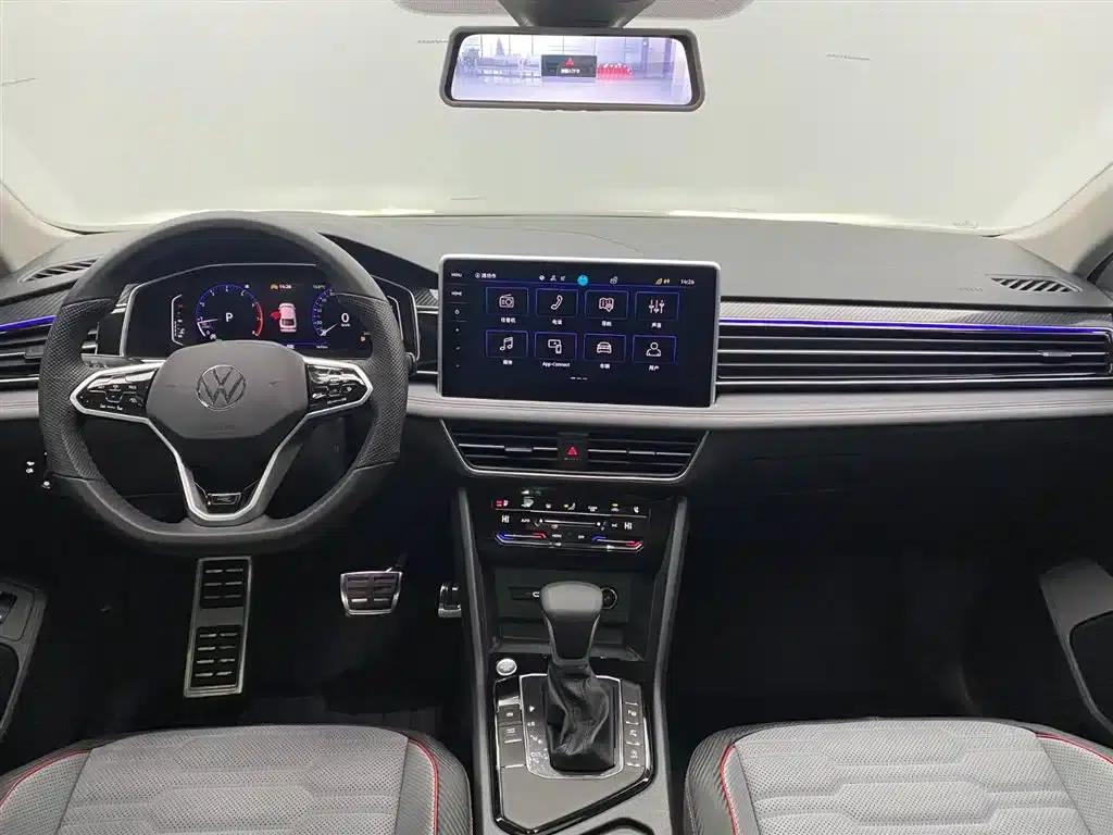 Tiguan X 2023 Facelift 330TSI 2WD Premium Flagship Edition — миниатюра 2