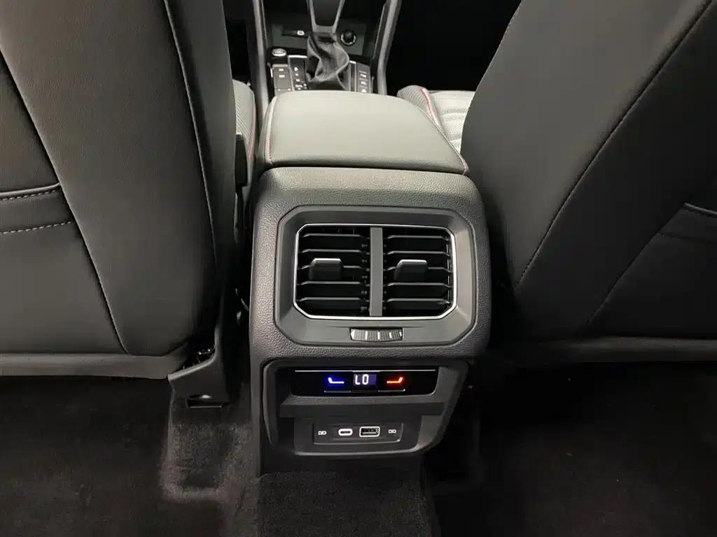 Tiguan X 2023 Facelift 330TSI 2WD Premium Flagship Edition — миниатюра 13