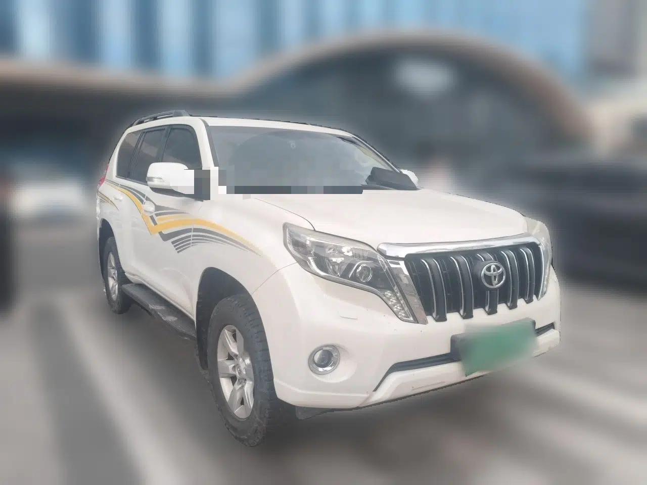 Toyota Prado — миниатюра 3