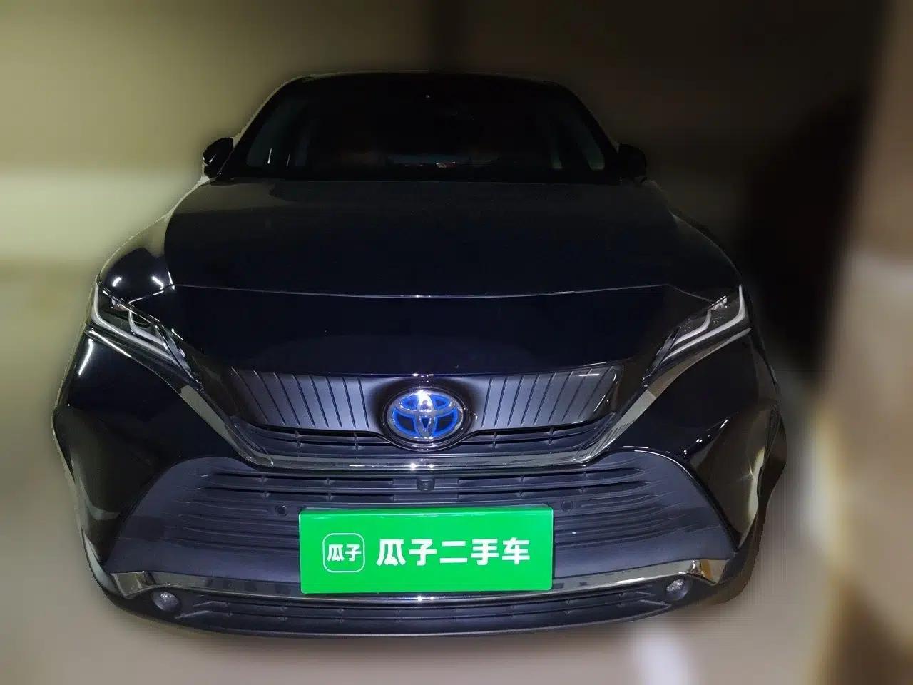 Toyota Harrier 2022 Dual-Engine 2.5L CVT Four-Wheel Drive Luxury Edition — миниатюра 2