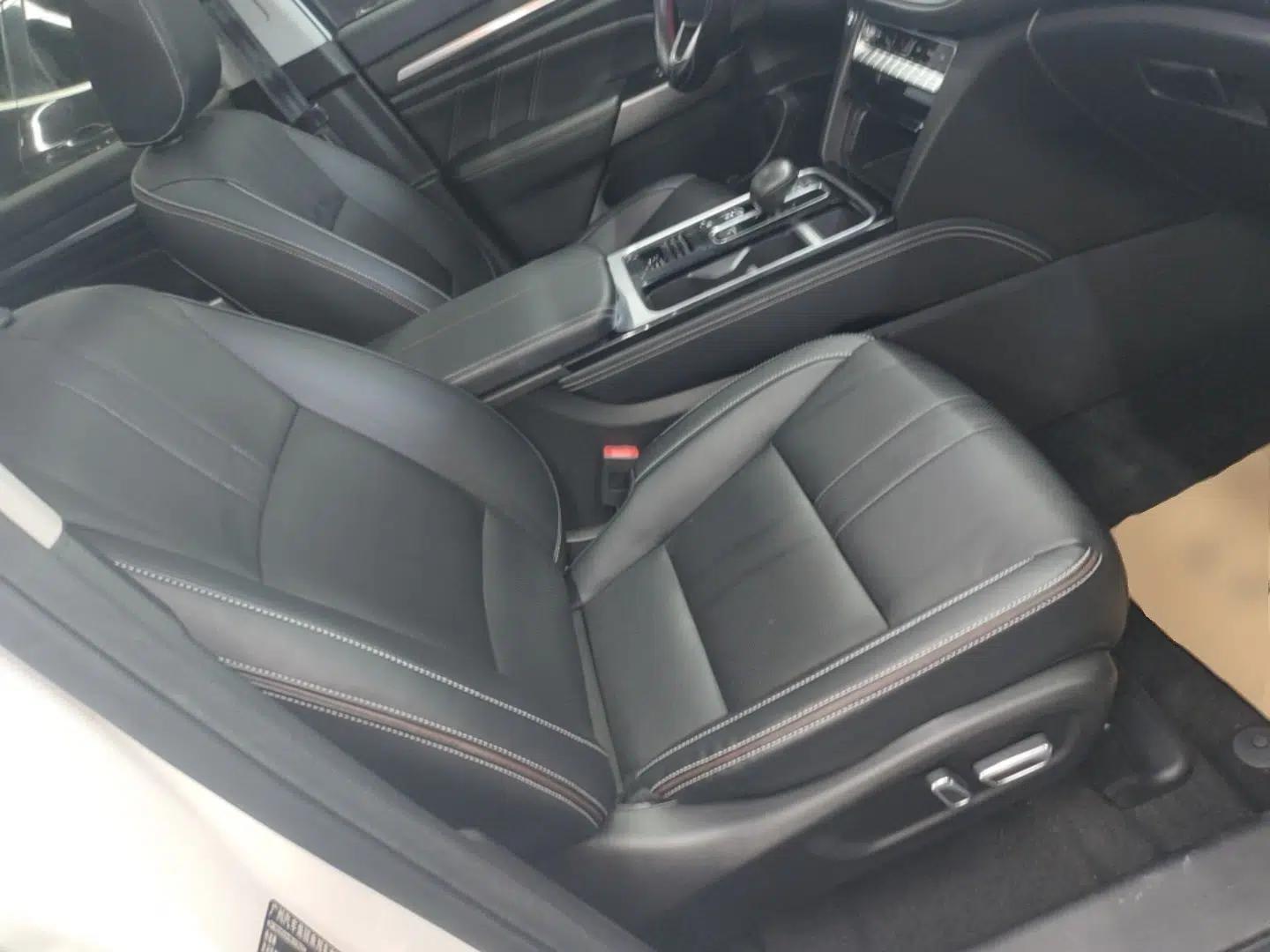 GAC Trumpchi GS8 2020 390T Two-Wheel Drive Luxury Smart Connectivity Version (7 Seats) — миниатюра 19