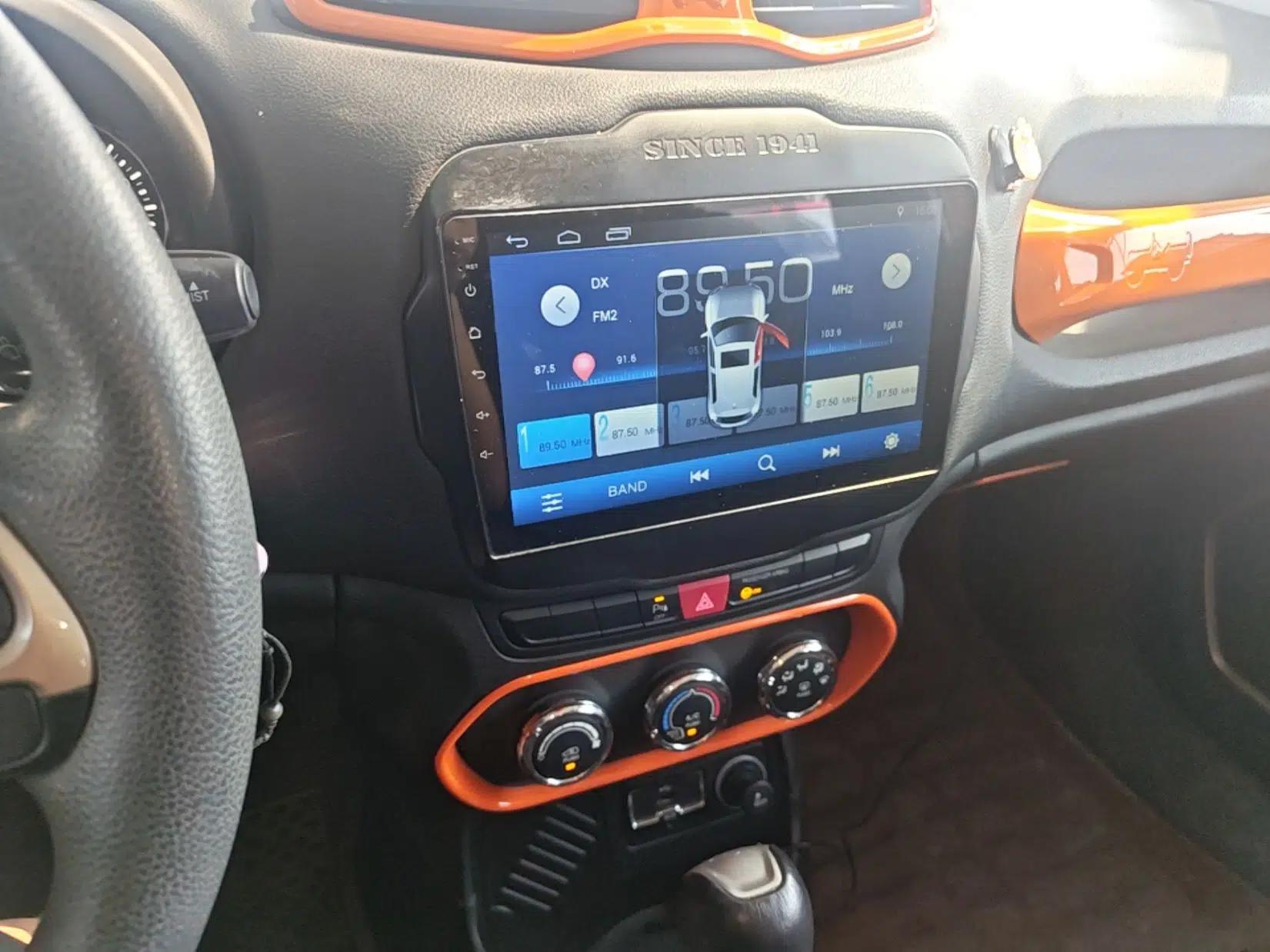 Jeep Renegade 2017 180T Automatic High-Energy Version — миниатюра 15
