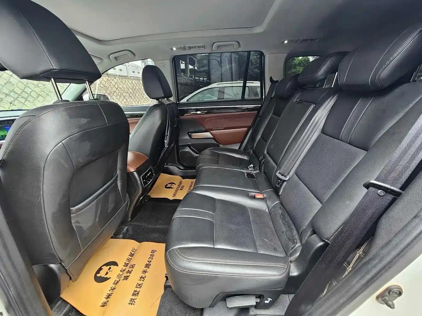 Trumpchi GS8 2017 320T 2WD Luxury Intelligent Connected Edition (7-seater) — миниатюра 12