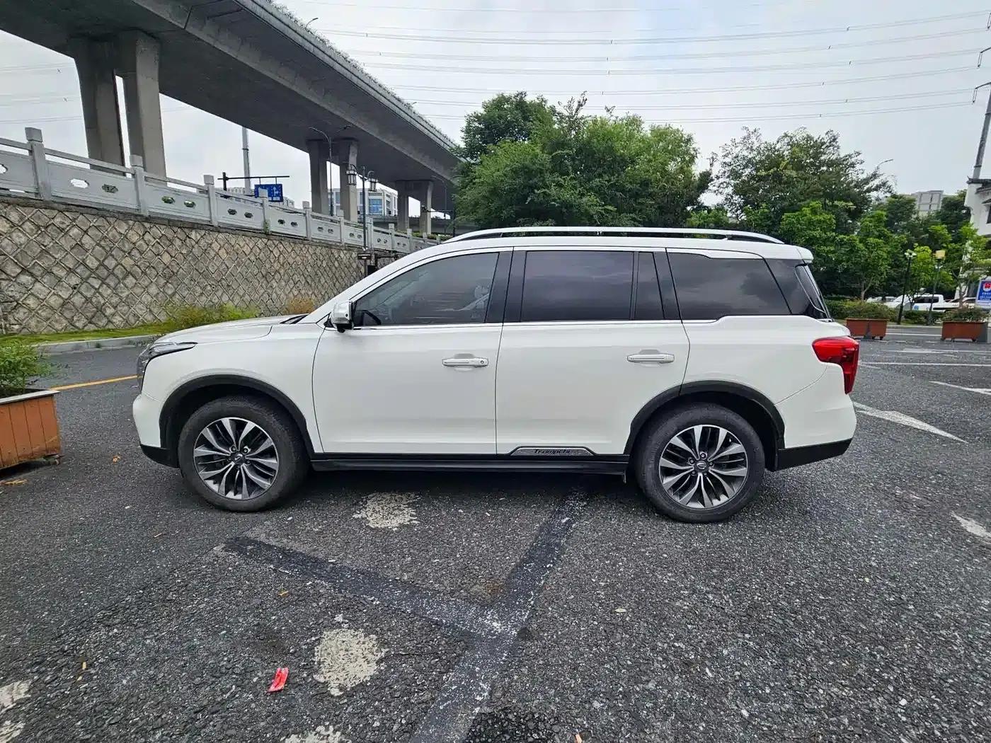 Trumpchi GS8 2017 320T 2WD Luxury Intelligent Connected Edition (7-seater) — миниатюра 4