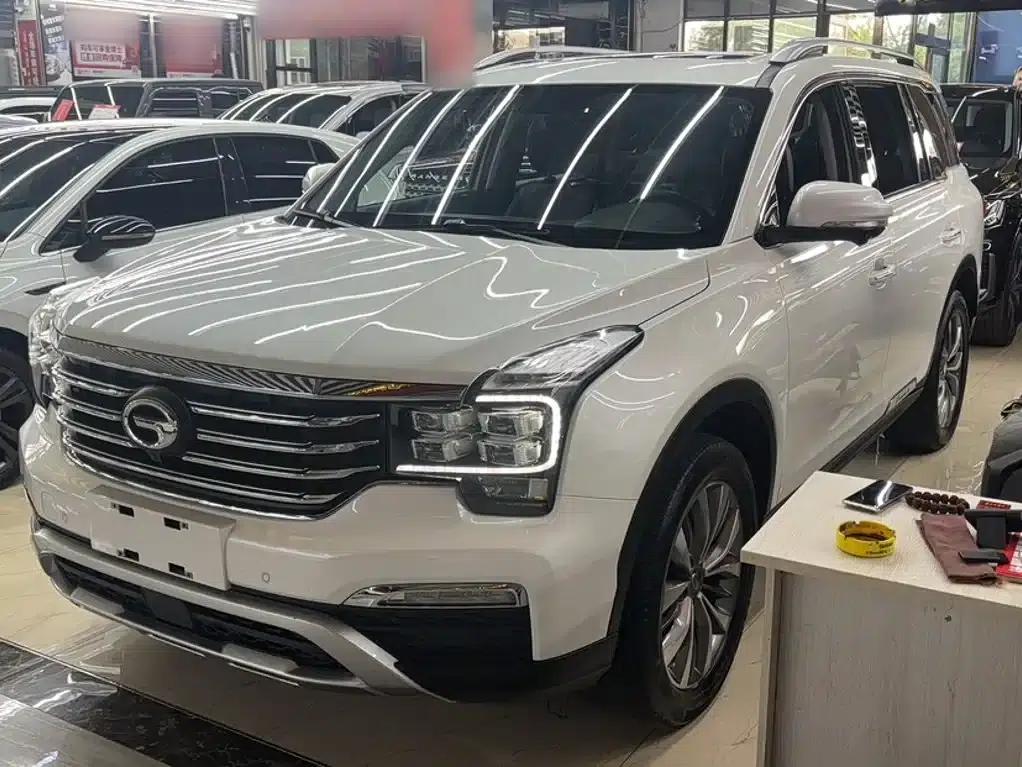 Trumpchi GS8 2017 320T 2WD Luxury Intelligent Connected Edition (7-seater) — миниатюра 2