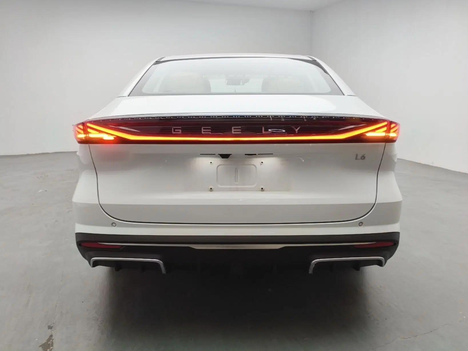Geely Galaxy L6 2023 60km PLUS — миниатюра 5