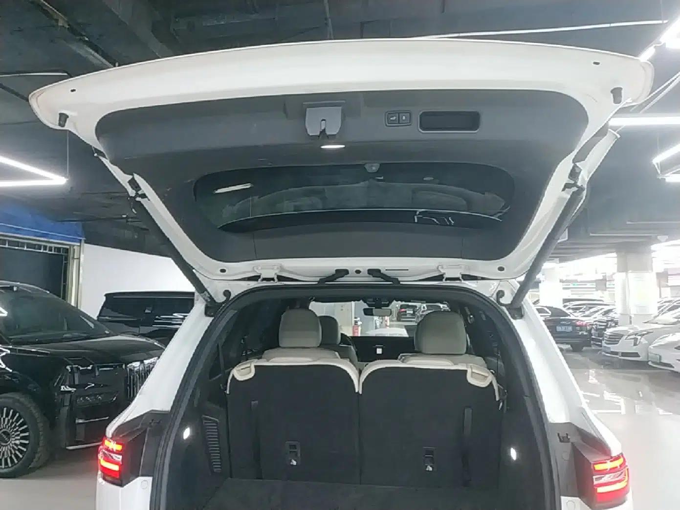 Li Auto ONE 2020 Extended-Range 6-Seater Version — миниатюра 22