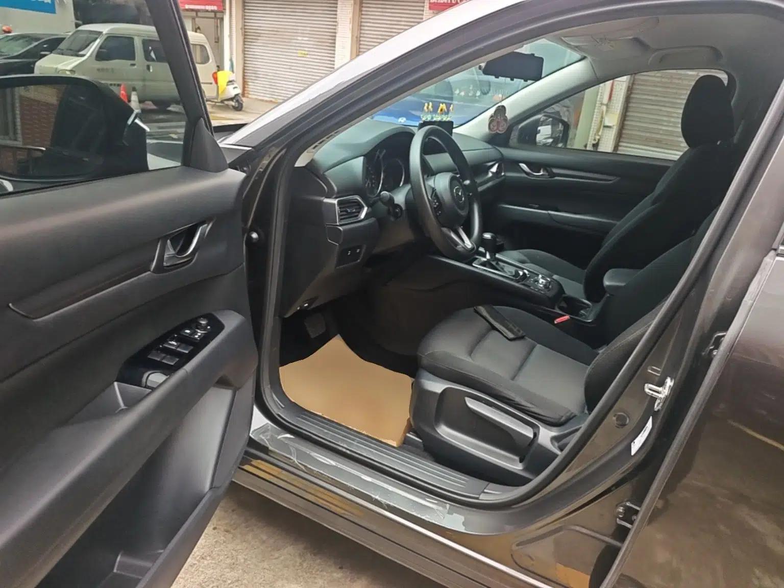 Mazda CX-5 2022 2.0L Automatic Two-Wheel Drive Comfort Version — миниатюра 25