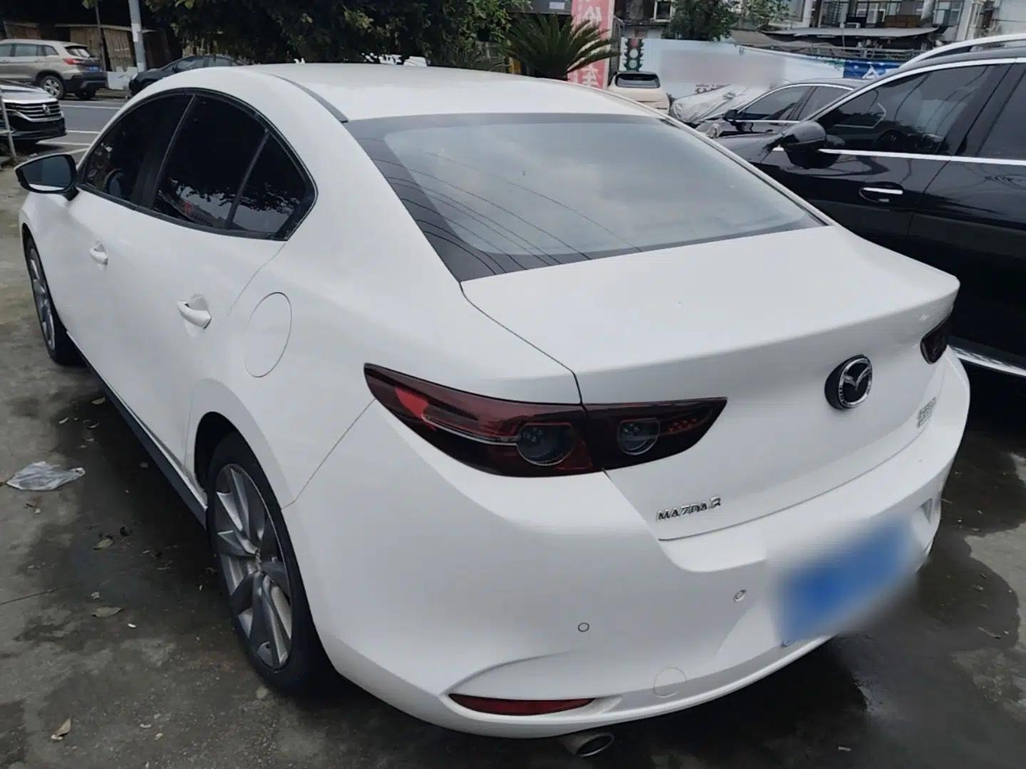 Mazda 3 Axela 2020 2.0L Automatic Zhiya Edition — миниатюра 4