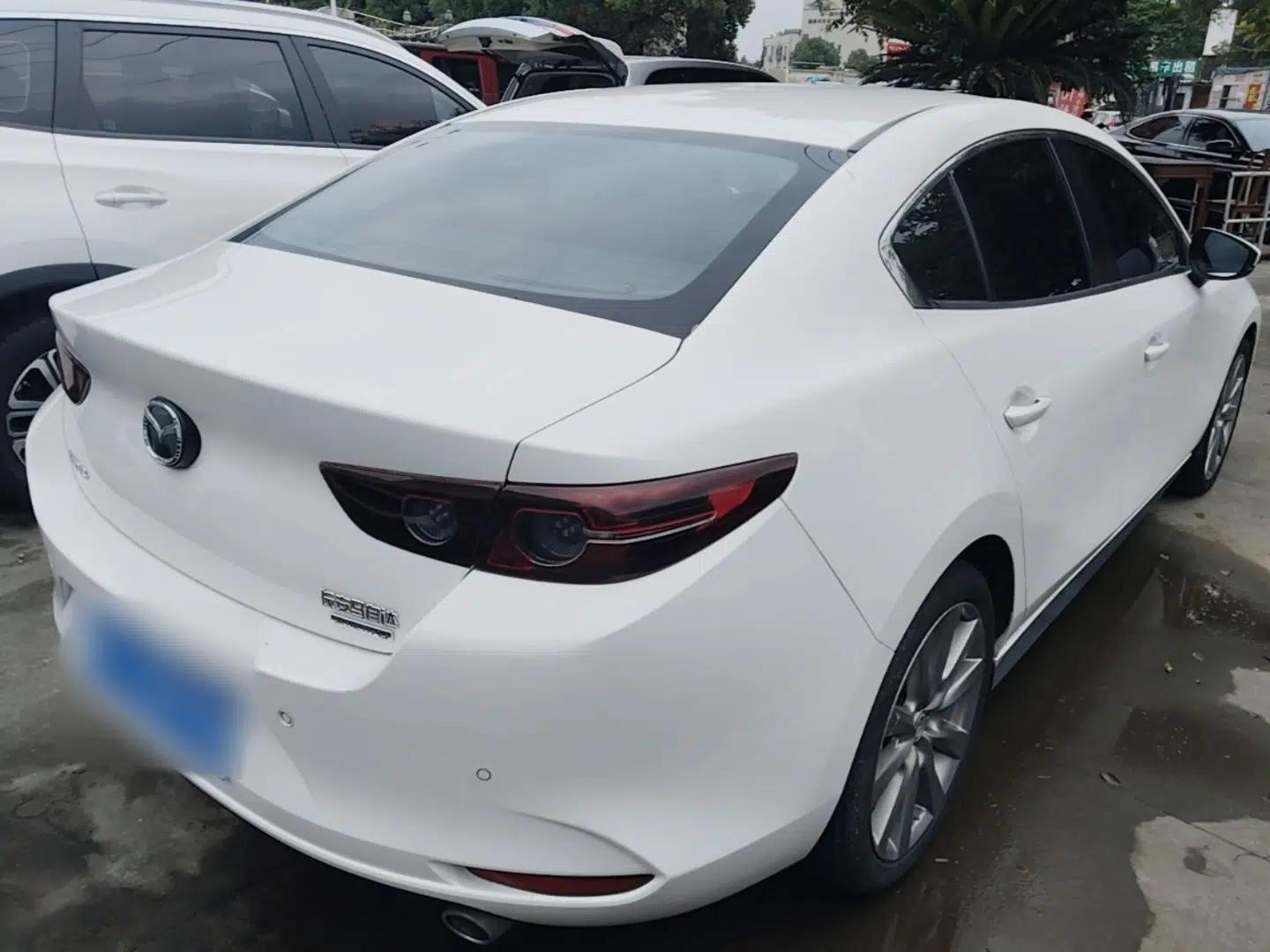 Mazda 3 Axela 2020 2.0L Automatic Zhiya Edition — миниатюра 6